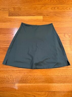 Girlfriend Collective Sport Skort Dark Green - Size XS High Rise Built-in Shorts